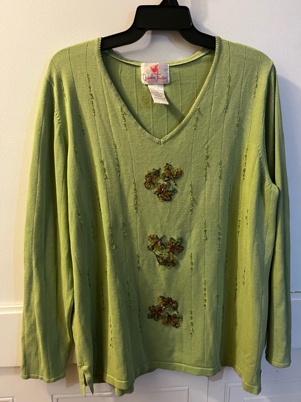 Quacker Factory Green V-Neck Embellished Long Sleeve Top L